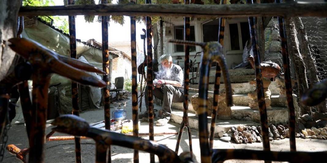 Doğadan topluyor, kendi eliyle dönüştürüyor! 71 yaşında elinin emeğini sergiliyor: Çeşit çeşit, desen desen! 2